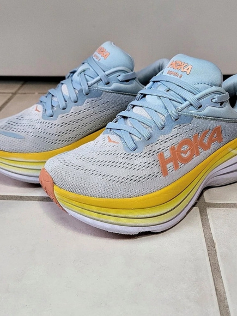 HOKA Bondi 9 Athletic Shoes Blue & Yellow US 6B Like New